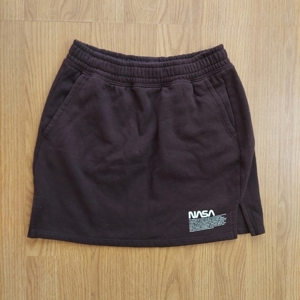 Divided H&M brown mini skirt NASA sweats material fleece size XS